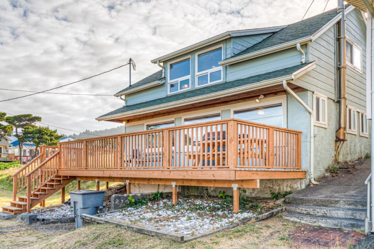 Elbow'S Inn Rockaway Beach Εξωτερικό φωτογραφία